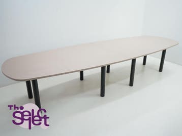 Vergadertafel - Deens ovaal in de kleur Sand-Greige, Ophalen of Verzenden, Gebruikt