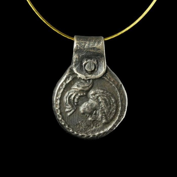 Oud-Romeins Zilver Romeins amulethanger met borstbeeld en, Antiek en Kunst, Antiek | Overige Antiek