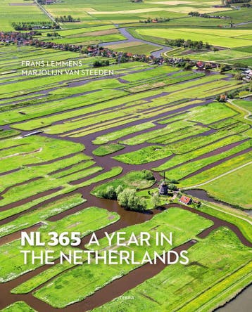 NL365 - A Year in the Netherlands - Frans Lemmens, Verzenden, Zo goed als nieuw, Frans Lemmens