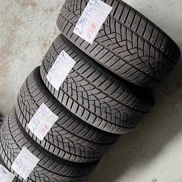 4 x Goodyear UltraGrip 235-45-17 Winterbanden 7mm, Auto-onderdelen, Banden en Velgen, Gebruikt, 17 inch, 235 mm, Band(en)