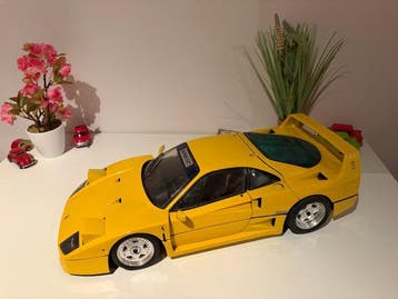 Pocher 1:8 - Modelauto - Ferrari F40, Hobby en Vrije tijd, Nieuw