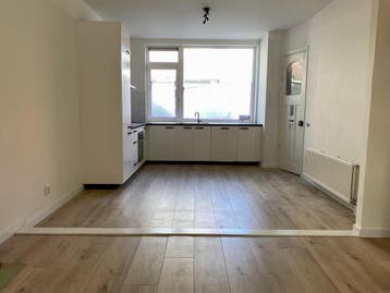 Te huur: Appartement Pastoriedijk in Pernis Rotterdam, Pernis Rotterdam, Appartement, Zuid-Holland