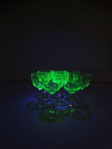 Drinkservies (8) - Glas, Uranium glass - Uranium glazen, Antiek en Kunst