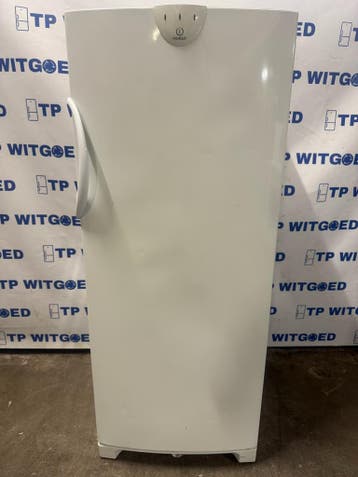 Vriezer Indesit UFA 430 I 150 cm 182 liter Refurbished, Vrieskast, Refurbished, Ophalen of Verzenden, 140 tot 160 cm