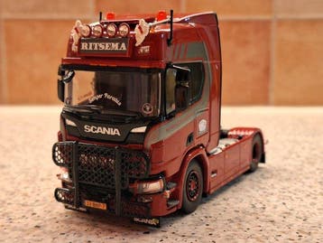 Tekno 1:50 - Model vrachtwagen - Scania 660S - trekker, Nieuw