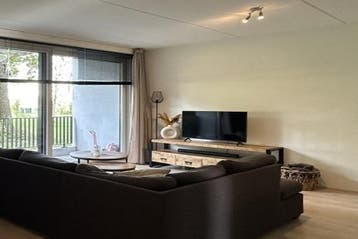 Appartement Brandemeer in Leeuwarden, Leeuwarden, Via bemiddelaar, Friesland, Appartement