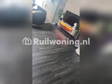 Purmerend: Ruim huis met 4 kamers, Amsterdam