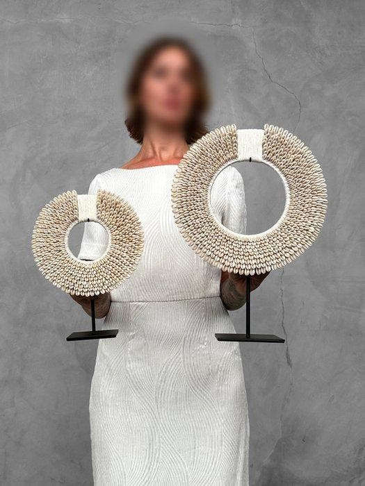 Decoratief ornament - NO RESERVE PRICE - Stunning Pair of, Antiek en Kunst, Kunst | Designobjecten