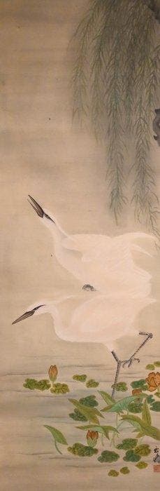 Japanse hangende rol met paar witte reigers onder een wilg -