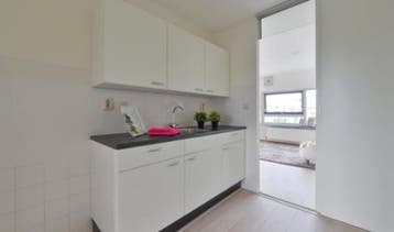 Te Huur 3 Kamer Appartement Peter Sellershof In Almere, Direct bij eigenaar, Almere, Appartement, Almere