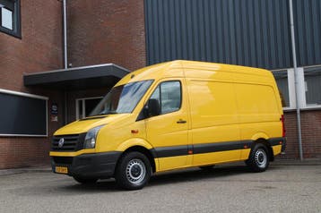 Volkswagen Crafter 35 2.0 TDI L2H2 / Camera / Loopdeur / Cru, Euro 5, Gebruikt, Volkswagen, Geel