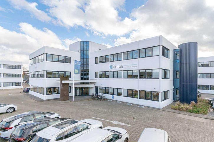 Kantoorruimte te huur Atoomweg 350 Utrecht, Zakelijke goederen, Bedrijfs Onroerend goed, Kantoorruimte, Huur