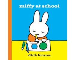 MIFFY - Miffy at School - MIFFY - Miffy at School, Ophalen of Verzenden, Nieuw