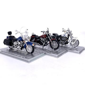 1:24 - Model motorfiets (3) - 3 detailed miniatures of, Nieuw
