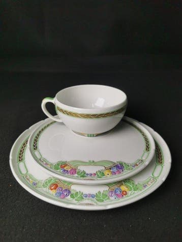 KPM raro - Tazza da caffè Ceres Con Piatti - 1.Wahl -