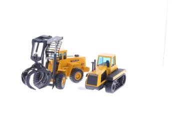 Schaal 1:32 JOAL - 192 Massey Ferguson SKAT 516 Skid Stee..., Hobby en Vrije tijd, Modeltreinen | Overige schalen, Ophalen of Verzenden