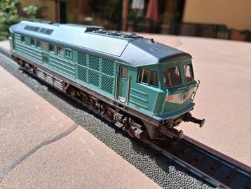 Brawa H0 - 0441 - Dieselelektrische locomotief (1) - zware, Nieuw