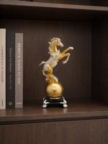 sculptuur, Cheval cabré - 21.5 cm - Hars, Antiek en Kunst