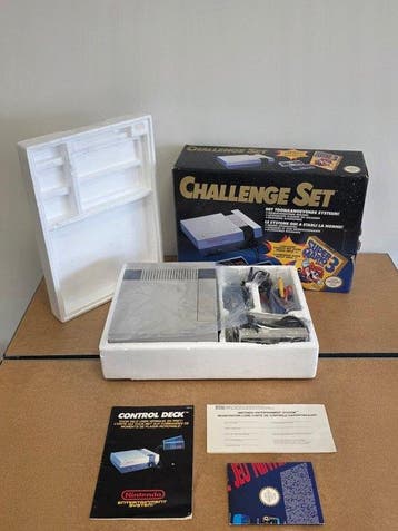 Nintendo - Nes - Limited Edition - Challenge Set Mario Bros, Spelcomputers en Games, Nieuw