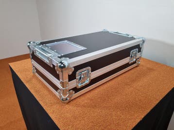 Flightcase 2-delig Yamaha DM3 incl. Doghouse, Nieuw, Geluidgestuurd