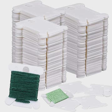 Set van 50 Plastic Garen Spoelen voor Borduurwerk en Naaigar, Verzenden, Nieuw