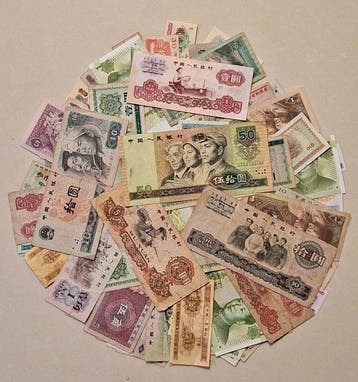 China. - 82 Banknotes / coupons - 1953/1999 (Zonder