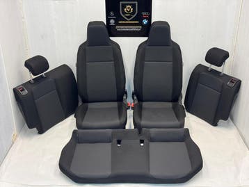 Skoda Citigo bekledingset stoelen compleet bj.2017, Auto-onderdelen, Gebruikt, Skoda