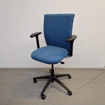 Klöber bureaustoel - blauwe stof, Huis en Inrichting, Bureaustoelen, Ophalen of Verzenden, Nieuw