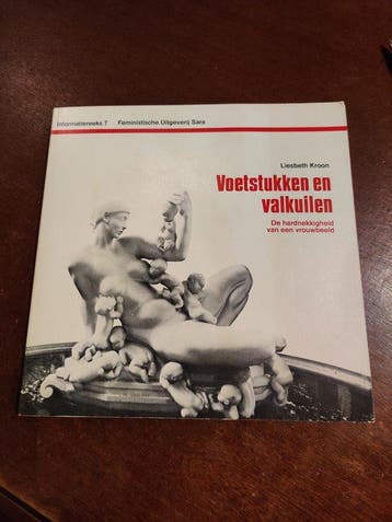 Voetstukken en valkuilen - Kroon, Verzenden, Gelezen
