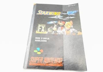 MarioSNES.nl: Starwing Handleiding Lelijk Eendje - iDEAL!, Ophalen of Verzenden, Gebruikt