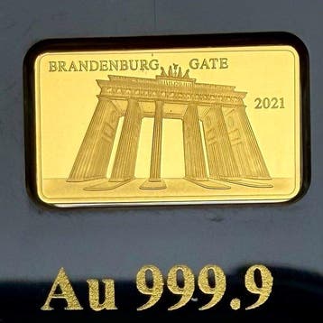 Fiji. 5 Dollars Brandenburg Gate, Oro 1/100 Oz (.999) Proof