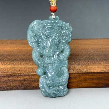 Snijwerk, Natural Jade Dragon Pendant - 70 mm -