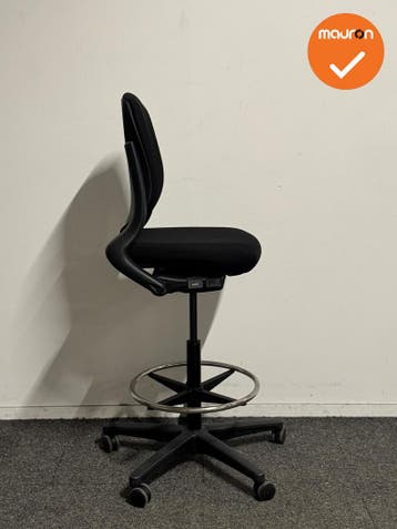 Ahrend 230 Baliestoel  - Medium rug - nieuwe zwarte stofferi, Werkplek, Ophalen of Verzenden, Gebruikt, Stoel