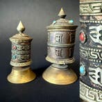 Gebedsmolen of gebedswiel (2) - Brons, Papier, Glas -, Antiek en Kunst