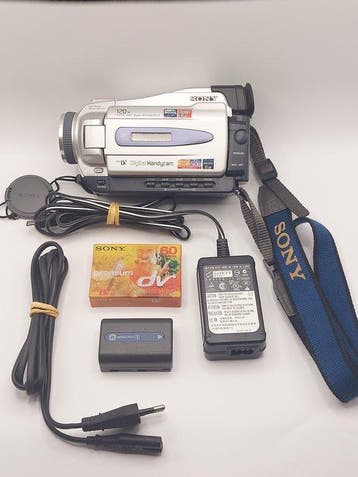 Sony DCR-TRV18E Mini DV-DV camera