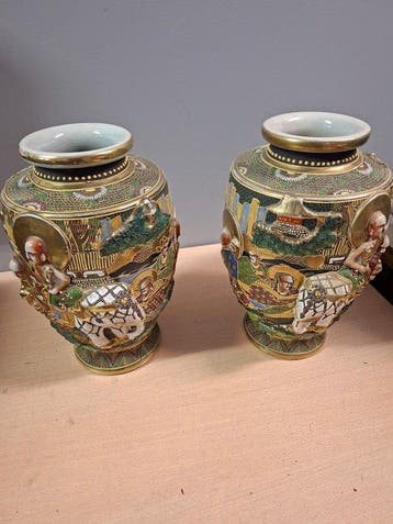 Vaas - Aardewerk - Japan - Koppel Satsuma vazen