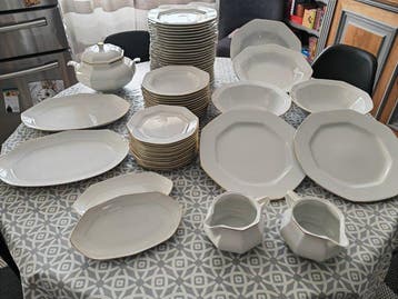 Schirnding Bavaria - Tafelservies voor 12 (64) - Porselein