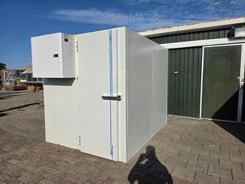 Koelcel 192 x 152 x 210 cm stekker klaar, Nieuw in verpakking, Koelen en Vriezen