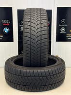 225/45R19 2x winterbanden Minerva Frostrack UHP 5 mm, 19 inch, Gebruikt, Winterbanden, Band(en)