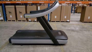 TechnoGym Excite Run Now 700 /1000 Unity was 13979 nu 3499,-, Sport en Fitness, Ophalen of Verzenden, Zo goed als nieuw, Benen