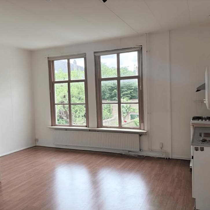 Appartement in Leiden gevonden voor €985,- pm, Huizen en Kamers, Huizen te huur, Direct bij eigenaar, Zuid-Holland, Appartement