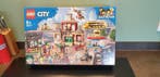 Lego Set - 60271 - City - Marktplein, Nieuw