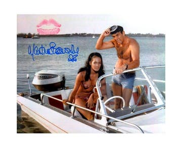 Martine Beswick - Paula Caplan in James Bond: Thunderball -, Nieuw