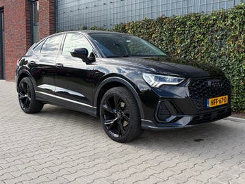 Audi Q3 Sportback 35 TFSI 150PK Virtual Cockpit 360° Camera, Auto's, Zwart, Zwart, Leder, Nieuw