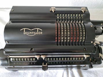 Triumphator Werken Modell CRN1 - Rekenmachine - 1940-1950 -, Antiek en Kunst