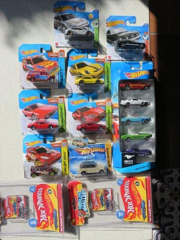 Hot Wheels 1:64 - Modelauto (15) - 15 voitures Hot Wheels US, Hobby en Vrije tijd, Modelauto's | 1:5 tot 1:12, Nieuw