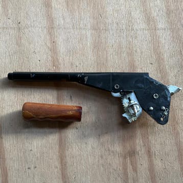 Maserati Quattroporte 4 handbrake handle - 328056110, Auto diversen, Ophalen of Verzenden, Gebruikt