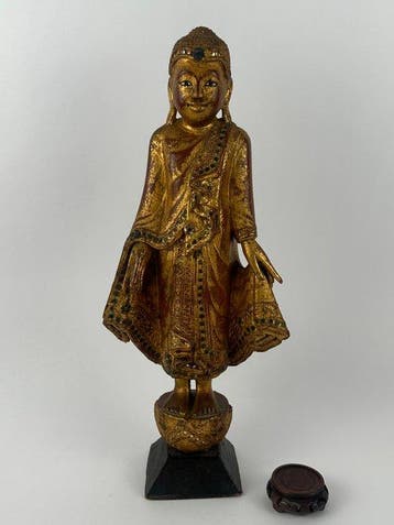 A Mandalay Buddha statue - Figuur - Myanmar/Birma (Zonder