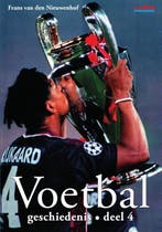 Voetbal 9789067970990 Frans van den Nieuwenhof, Verzenden, Zo goed als nieuw, Frans van den Nieuwenhof