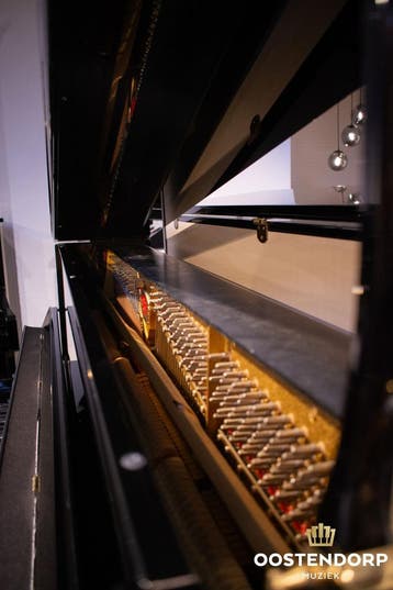 Schimmel 117 B messing piano, Muziek en Instrumenten, Piano's, Zo goed als nieuw, Zwart, Piano